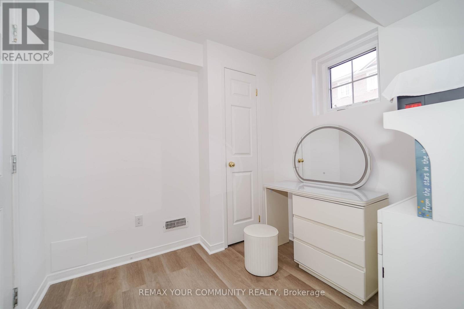 10 TED WRAY CIRCLE, Toronto (Downsview-Roding-CFB), Ontario, M3L0G7 — Photo 13