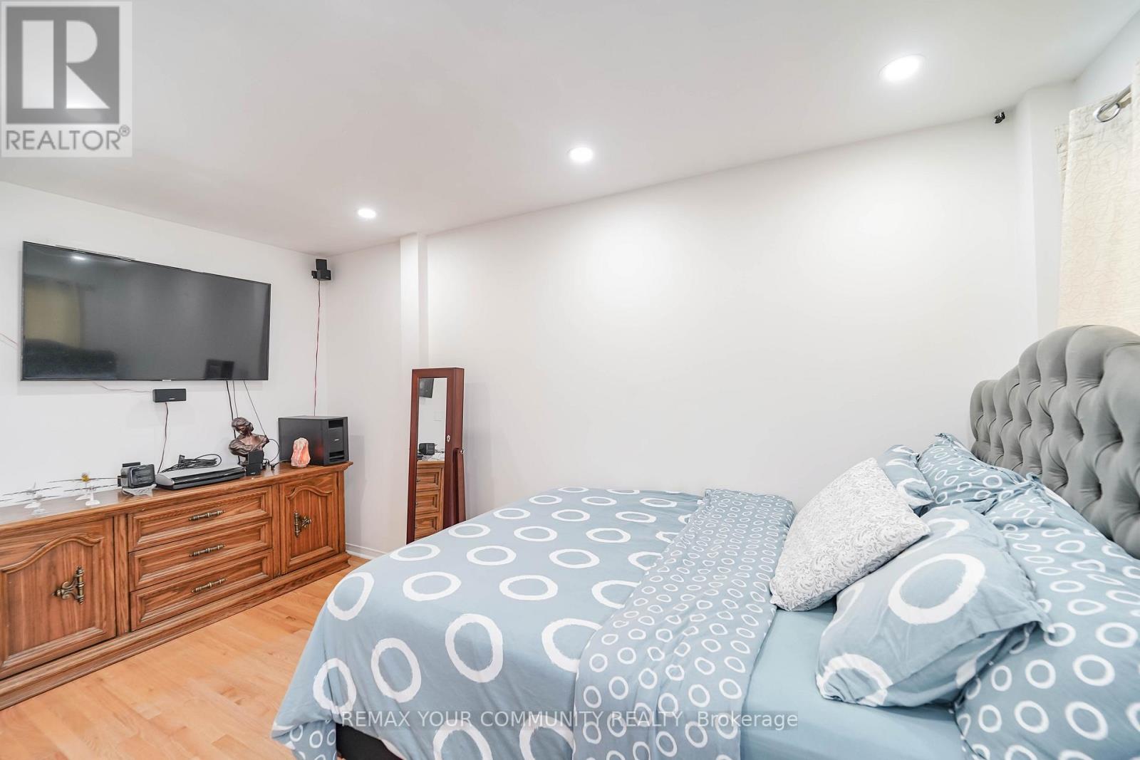 10 TED WRAY CIRCLE, Toronto (Downsview-Roding-CFB), Ontario, M3L0G7 — Photo 21