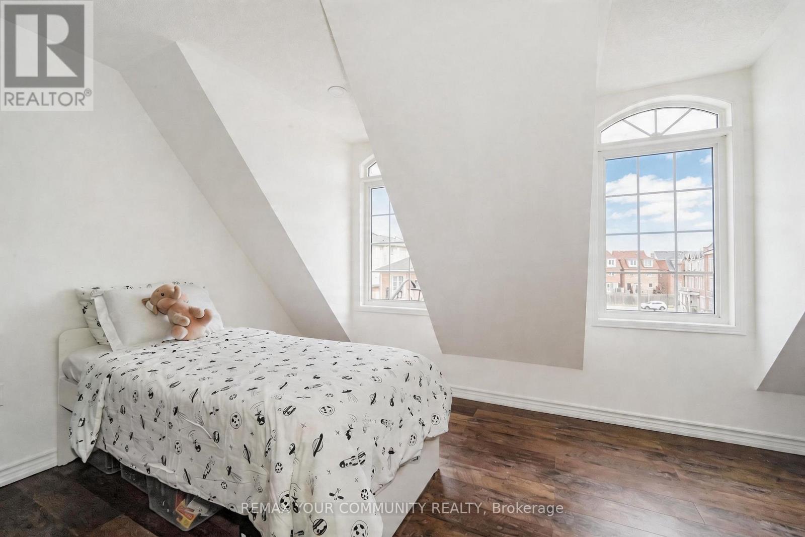 10 TED WRAY CIRCLE, Toronto (Downsview-Roding-CFB), Ontario, M3L0G7 — Photo 30