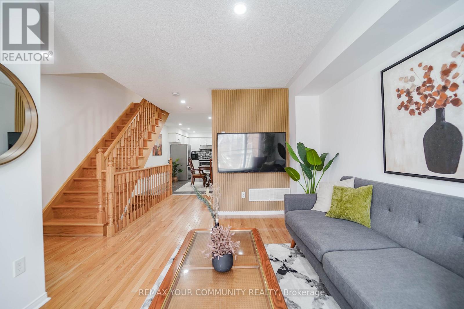 10 TED WRAY CIRCLE, Toronto (Downsview-Roding-CFB), Ontario, M3L0G7 — Photo 8