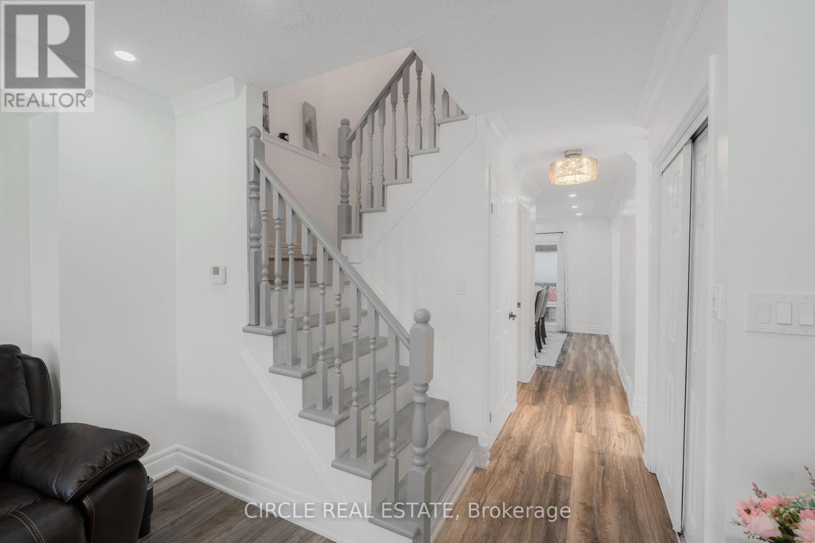 64 LAMPMAN CRESCENT, Thorold (Confederation Heights), Ontario, L2V4K7 — Photo 10