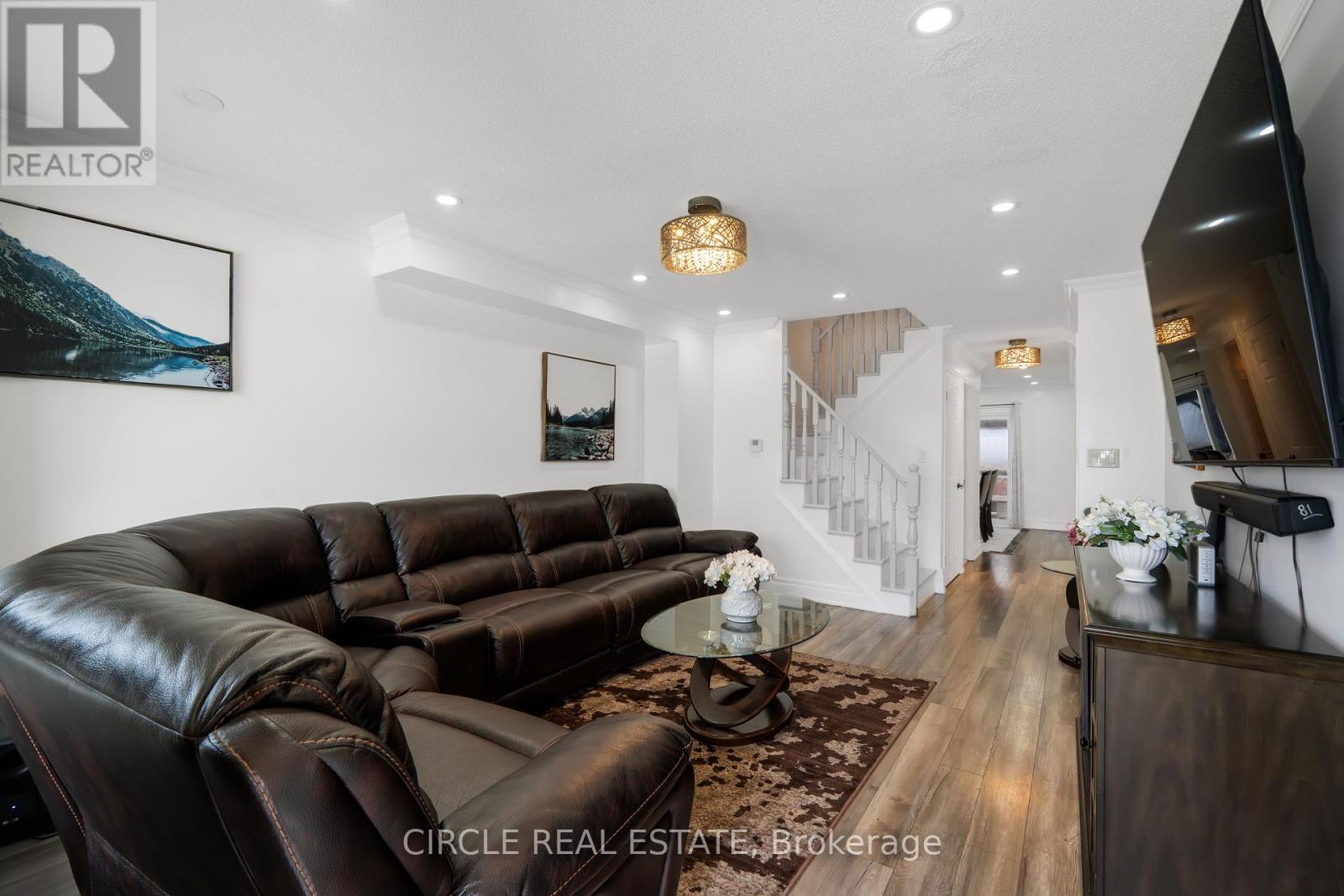 64 LAMPMAN CRESCENT, Thorold (Confederation Heights), Ontario, L2V4K7 — Photo 5