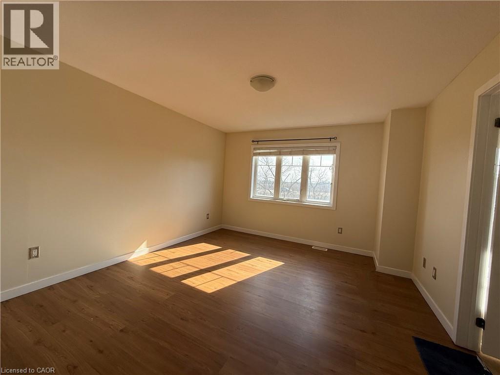 148 CRAFTER Crescent Unit# Upper, Hamilton, Ontario, L8J0H8 — Photo 9