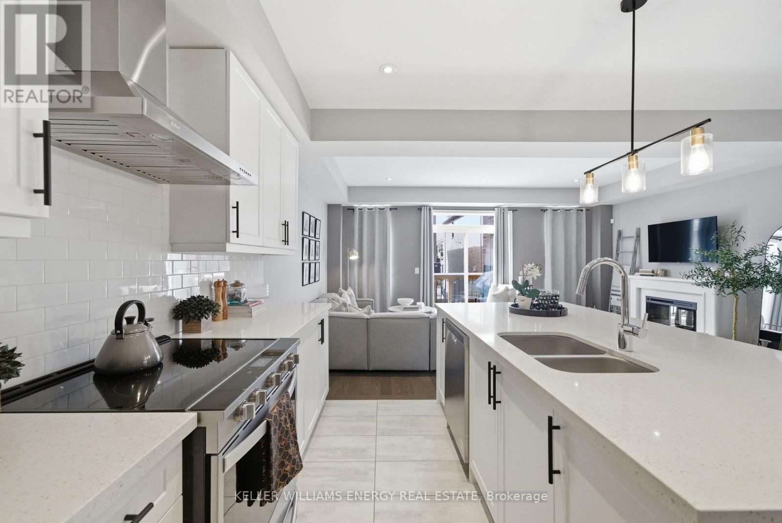 95 DORIAN DRIVE, Whitby, Ontario, L1P0C8 — Photo 7