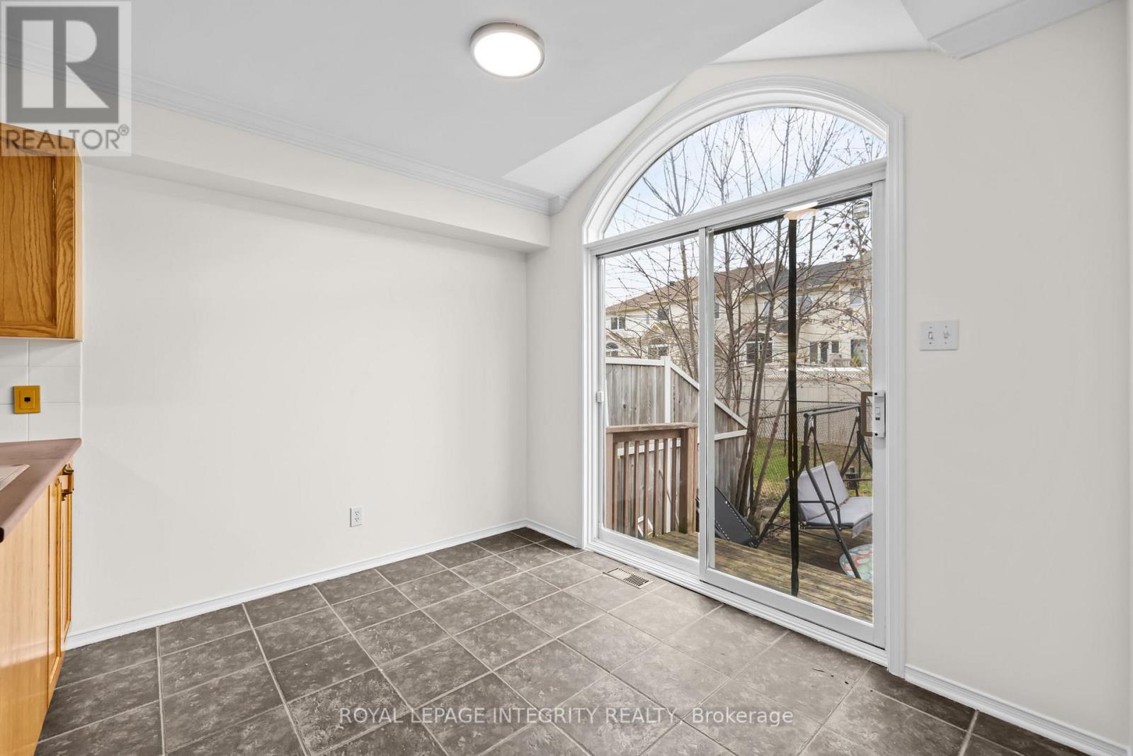 9 FLOWERTREE CRESCENT, Ottawa, Ontario, K2M2R6 — Photo 10