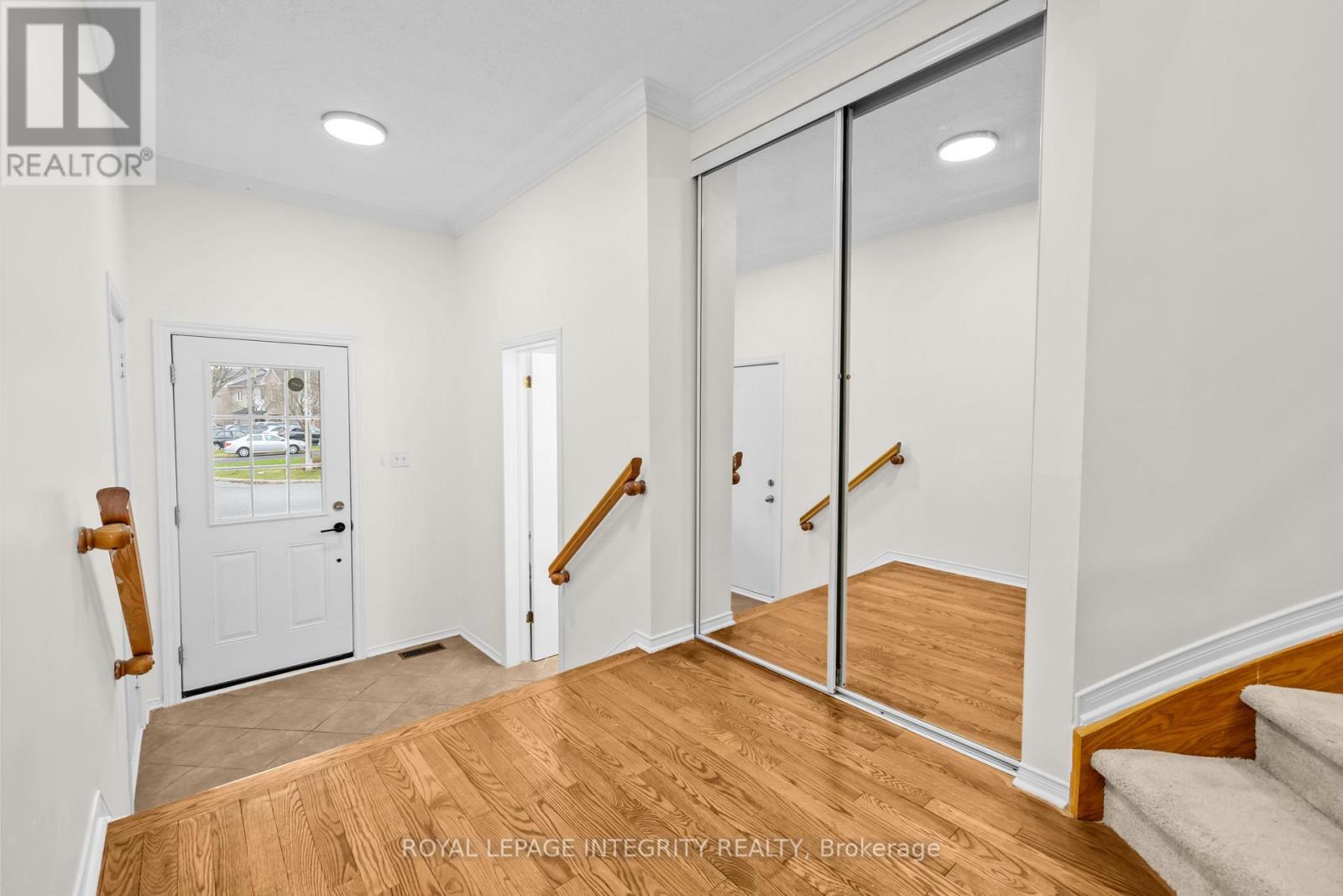 9 FLOWERTREE CRESCENT, Ottawa, Ontario, K2M2R6 — Photo 3