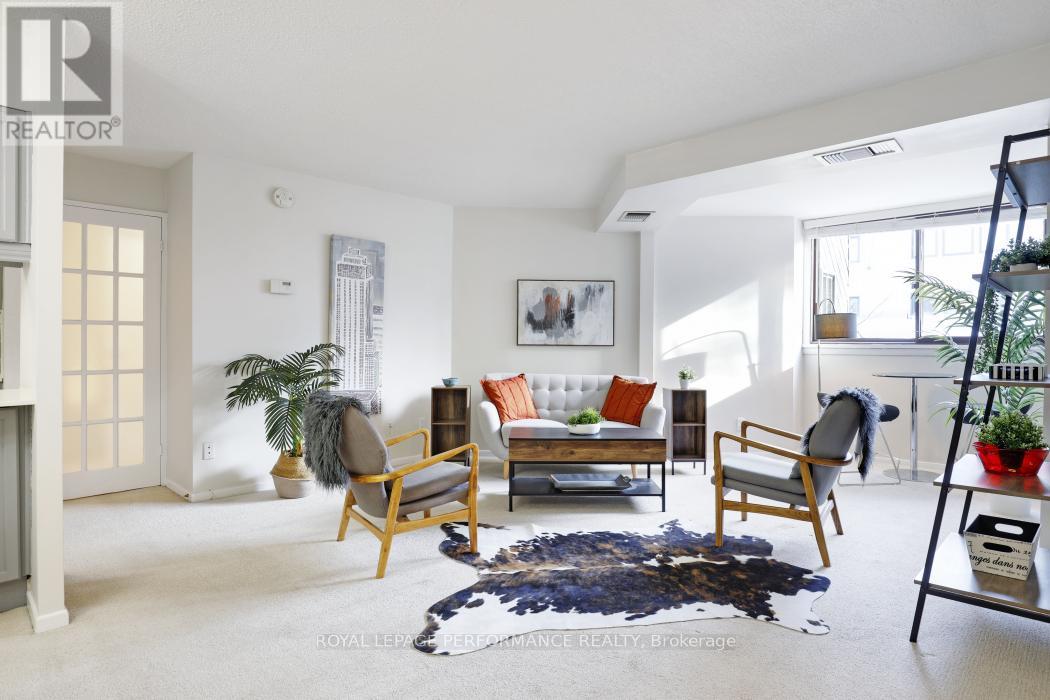 2D - 142 WAVERLEY STREET, Ottawa, Ontario, K2P0V4 — Photo 3