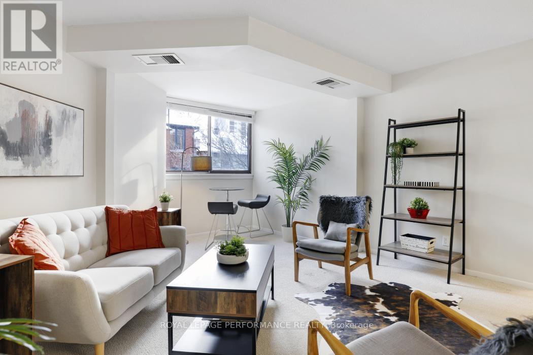 2D - 142 WAVERLEY STREET, Ottawa, Ontario, K2P0V4 — Photo 9