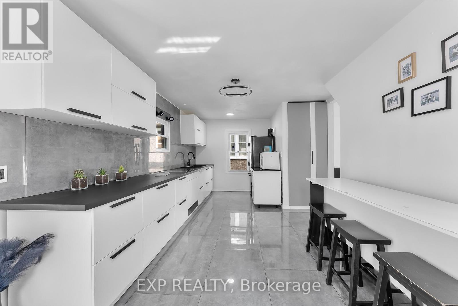 249 WALLACE AVENUE S, Welland (Lincoln/Crowland), Ontario, L3B1R7 — Photo 12