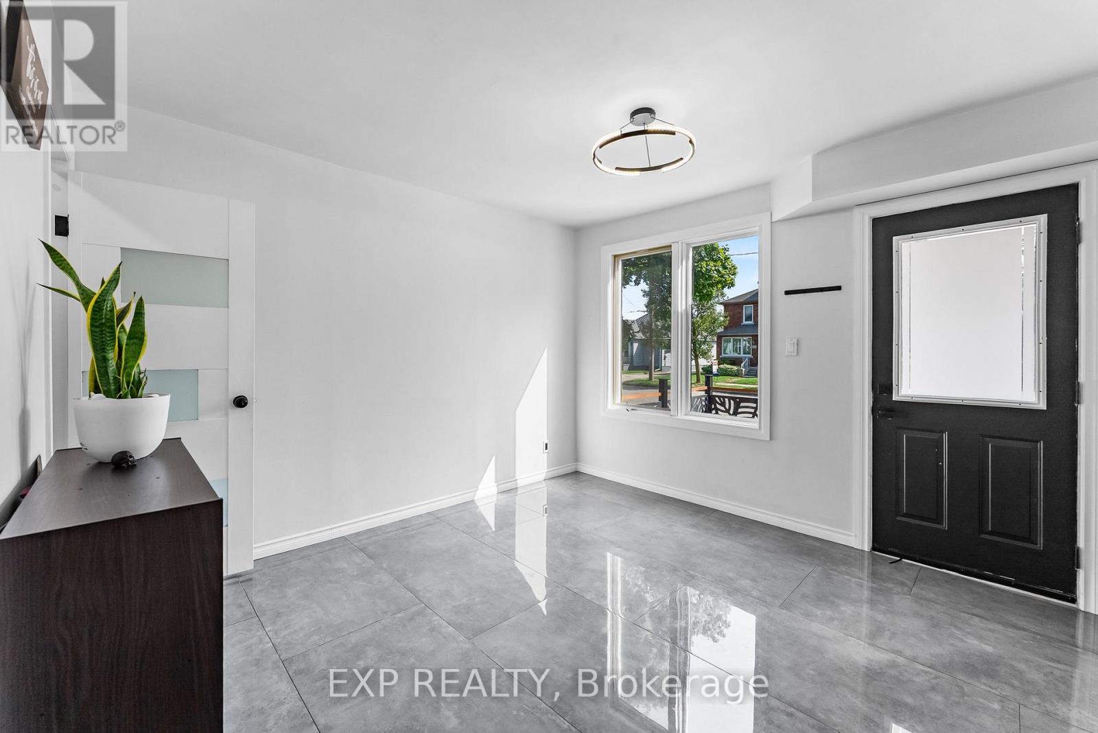 249 WALLACE AVENUE S, Welland (Lincoln/Crowland), Ontario, L3B1R7 — Photo 9