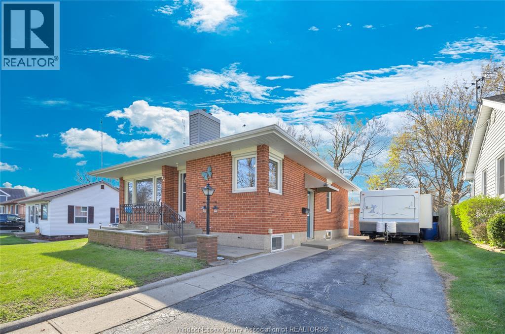 42 GRACE, Leamington, Ontario, N8H1K9 — Photo 3