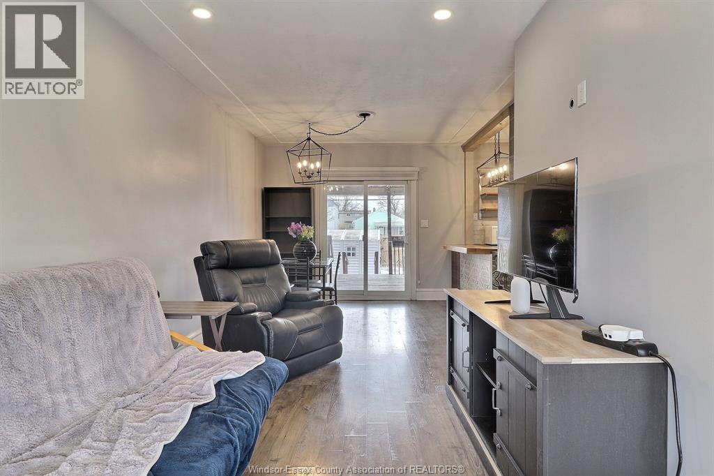 883 PILLETTE, Windsor, Ontario, N8Y3B4 — Photo 10