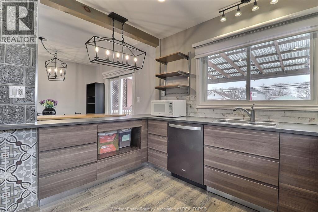 883 PILLETTE, Windsor, Ontario, N8Y3B4 — Photo 14