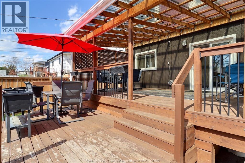 883 PILLETTE, Windsor, Ontario, N8Y3B4 — Photo 5