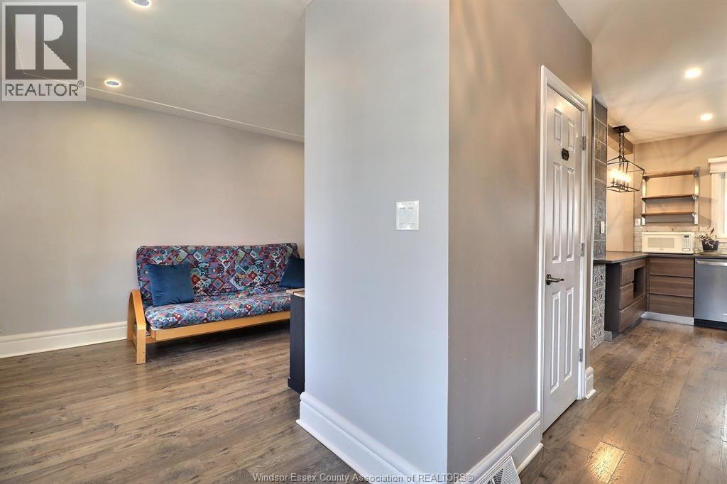 883 PILLETTE, Windsor, Ontario, N8Y3B4 — Photo 9