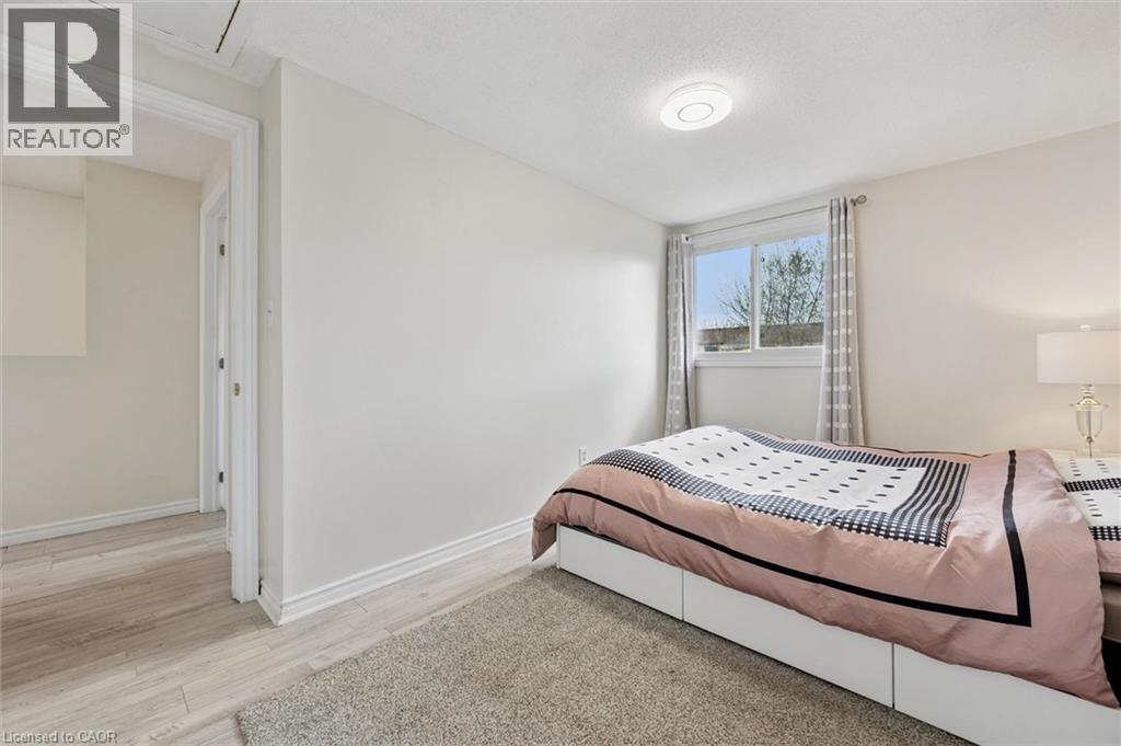 415 BAIRSTOW Crescent Unit# 5, Waterloo, Ontario, N2K2H7 — Photo 19