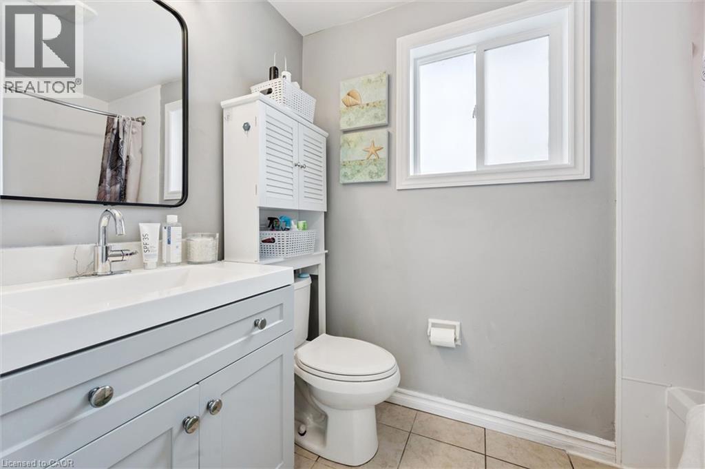 415 BAIRSTOW Crescent Unit# 5, Waterloo, Ontario, N2K2H7 — Photo 21