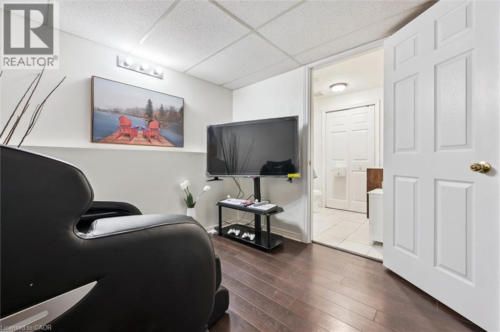 415 BAIRSTOW Crescent Unit# 5, Waterloo, Ontario, N2K2H7 — Photo 24