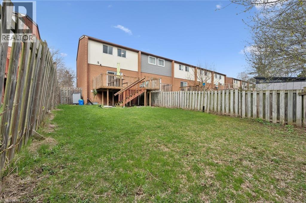 415 BAIRSTOW Crescent Unit# 5, Waterloo, Ontario, N2K2H7 — Photo 34