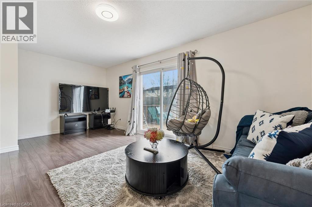 415 BAIRSTOW Crescent Unit# 5, Waterloo, Ontario, N2K2H7 — Photo 7