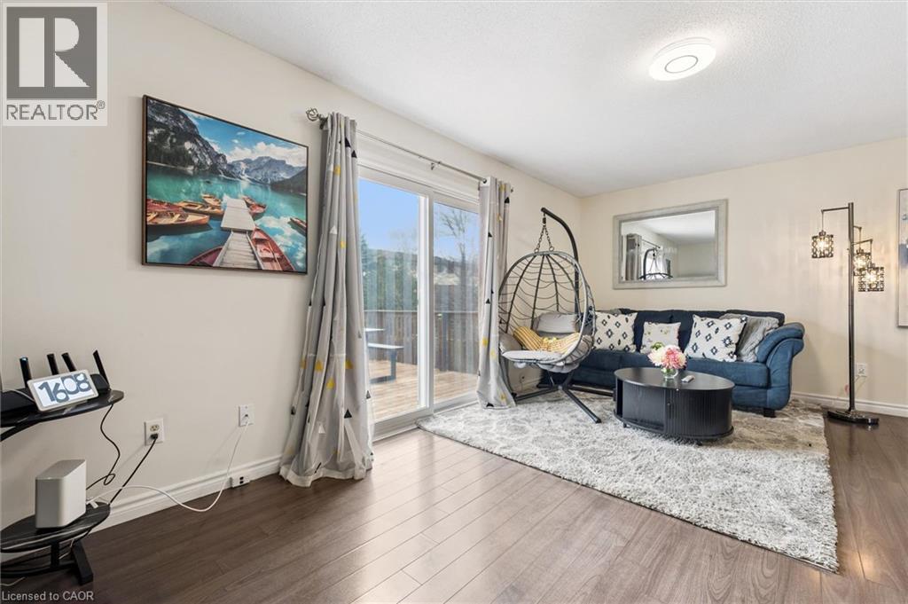 415 BAIRSTOW Crescent Unit# 5, Waterloo, Ontario, N2K2H7 — Photo 8