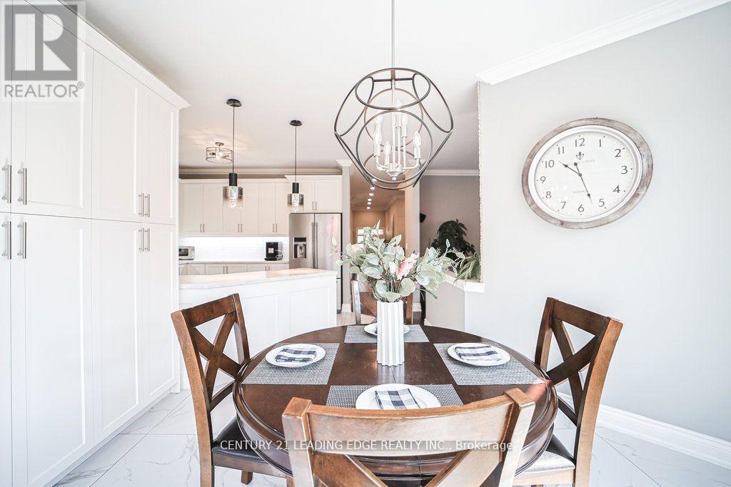 204 IVY JAY CRESCENT, Aurora, Ontario, L4G0E9 — Photo 10