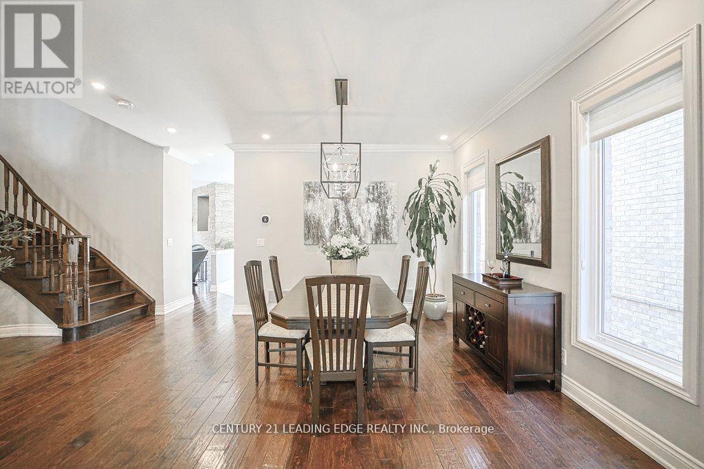 204 IVY JAY CRESCENT, Aurora, Ontario, L4G0E9 — Photo 5