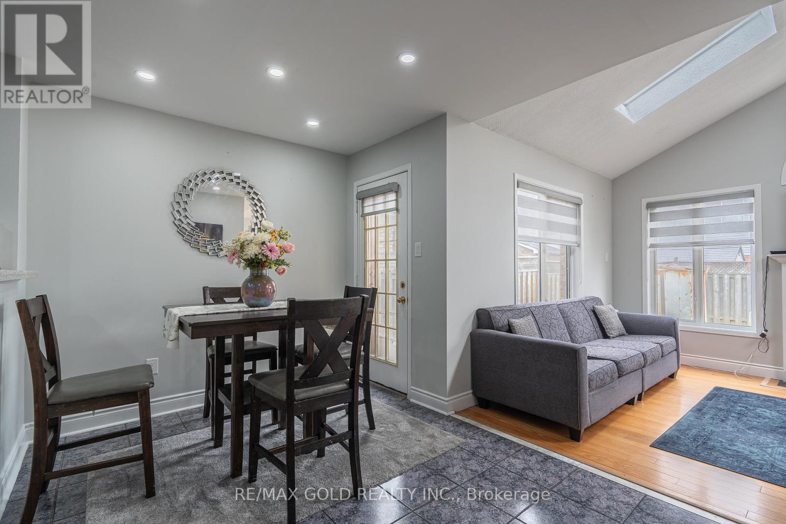 135 CORDGRASS CRESCENT, Brampton (Sandringham-Wellington), Ontario, L6R1Z8 — Photo 12