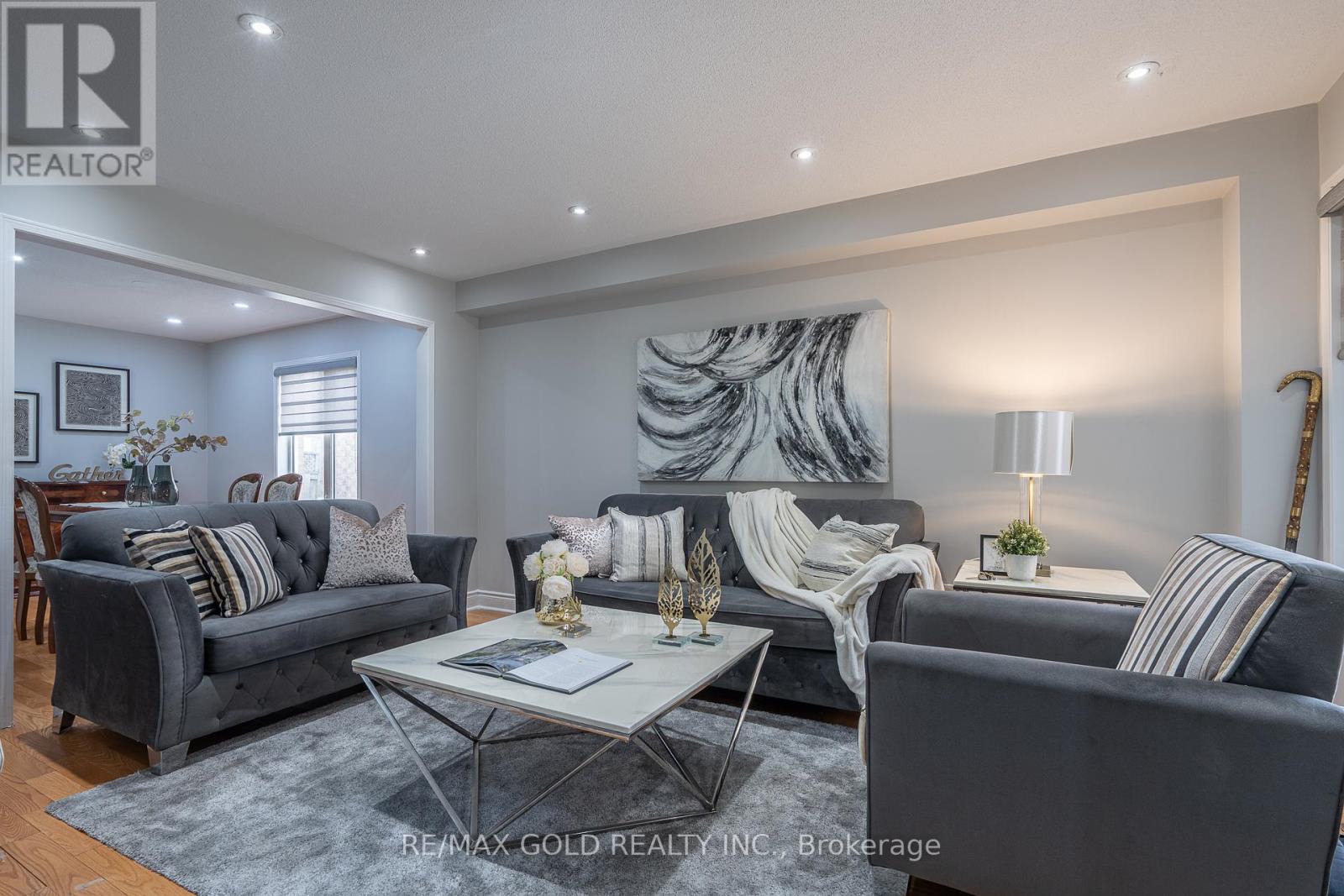 135 CORDGRASS CRESCENT, Brampton (Sandringham-Wellington), Ontario, L6R1Z8 — Photo 2