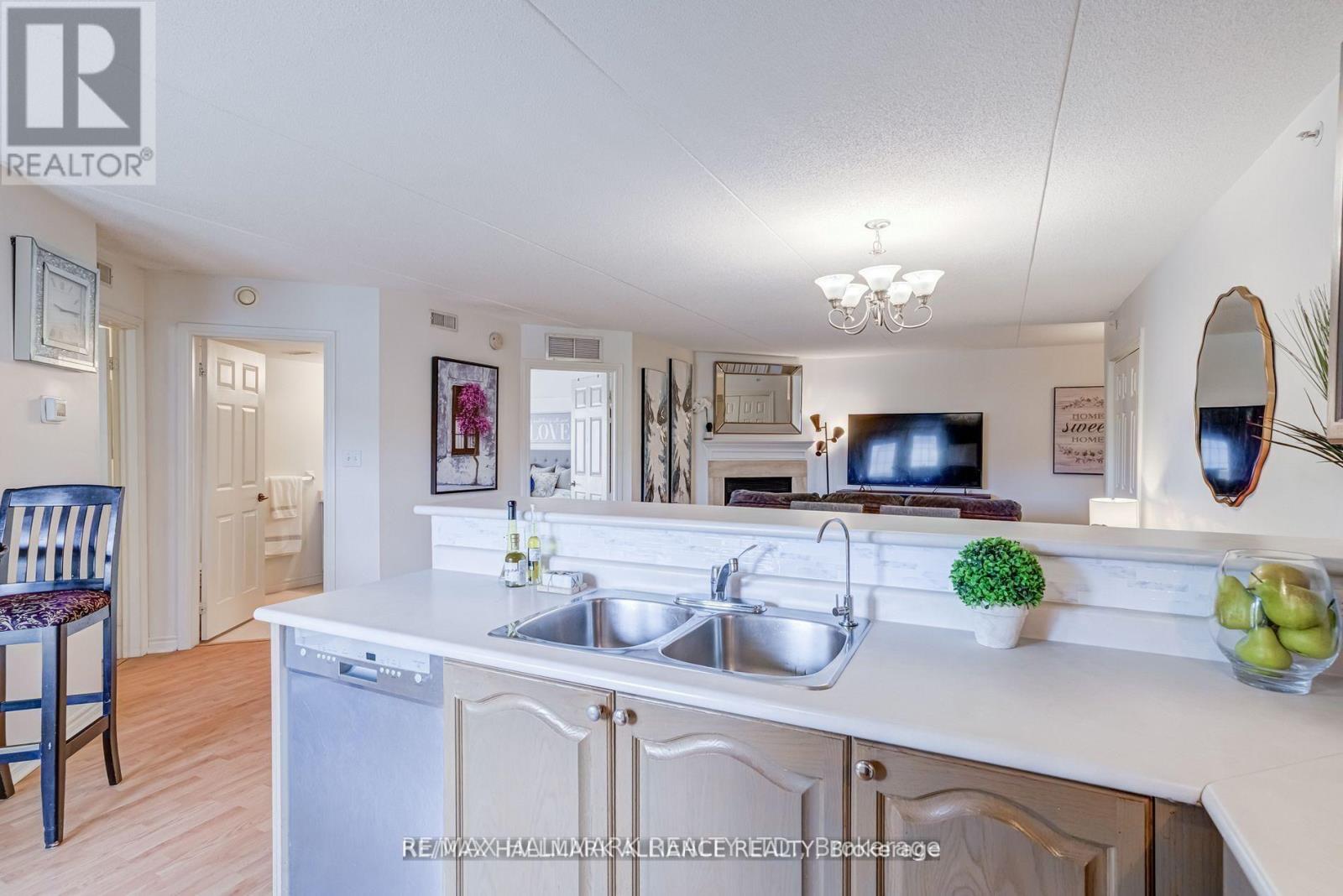 312 - 4003 KILMER DRIVE, Burlington (Tansley), Ontario, L7M4M1 — Photo 13