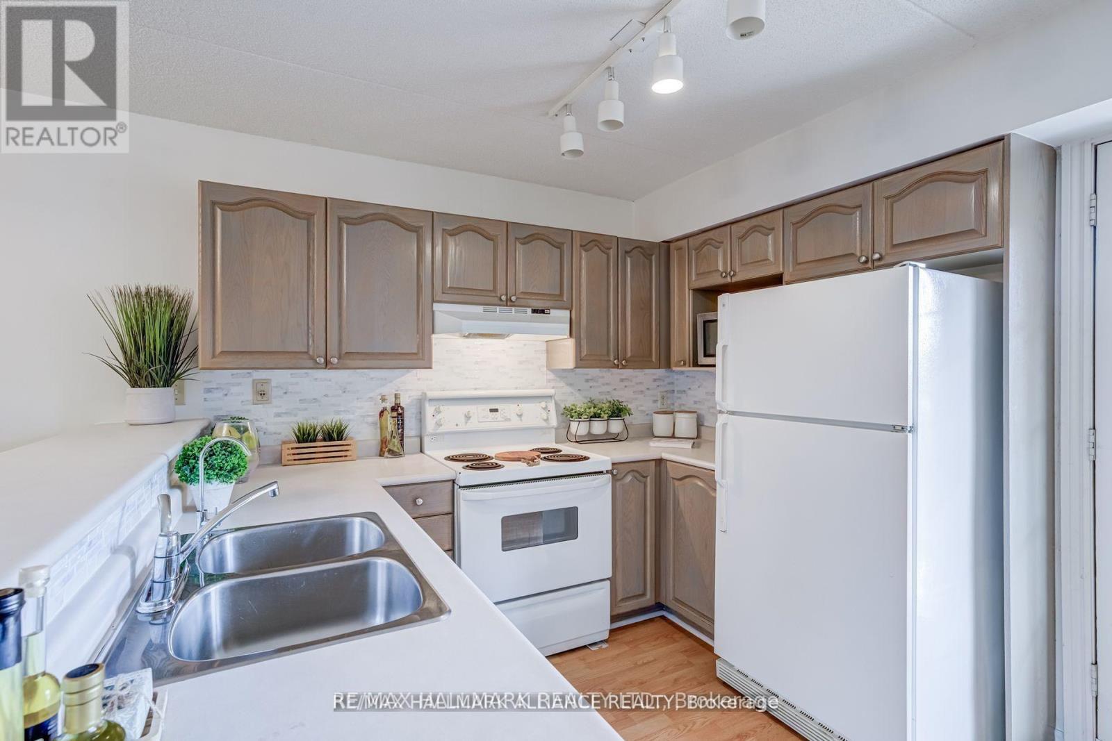 312 - 4003 KILMER DRIVE, Burlington (Tansley), Ontario, L7M4M1 — Photo 14