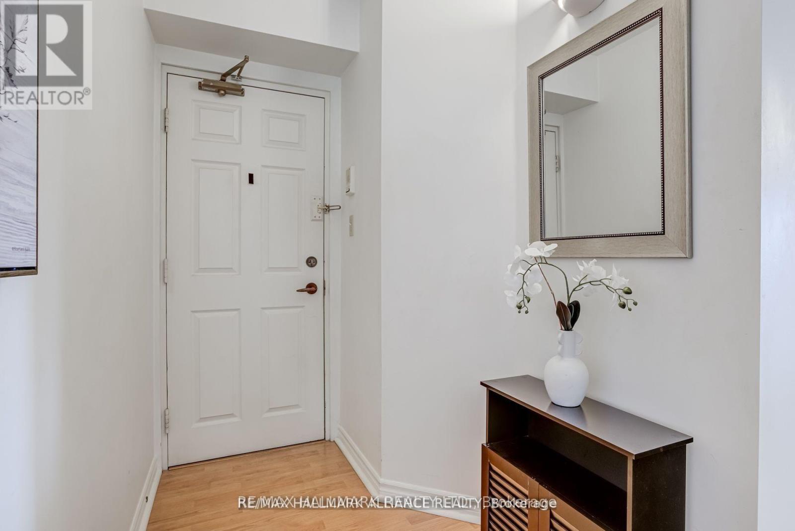 312 - 4003 KILMER DRIVE, Burlington (Tansley), Ontario, L7M4M1 — Photo 4