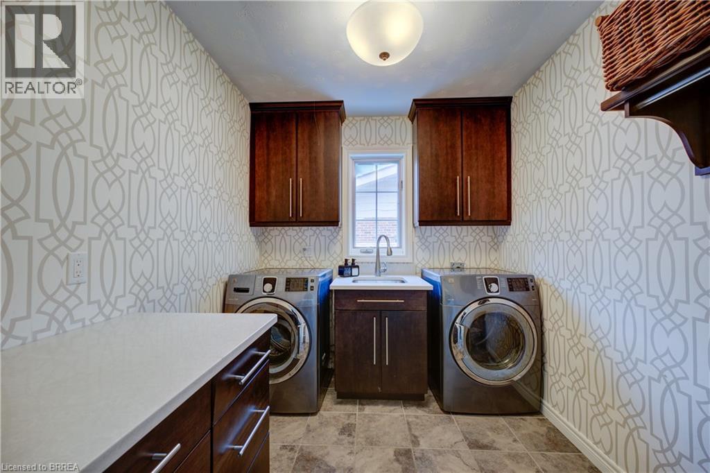 9 SCARFE Gardens, Brantford, Ontario, N3T6B2 — Photo 17