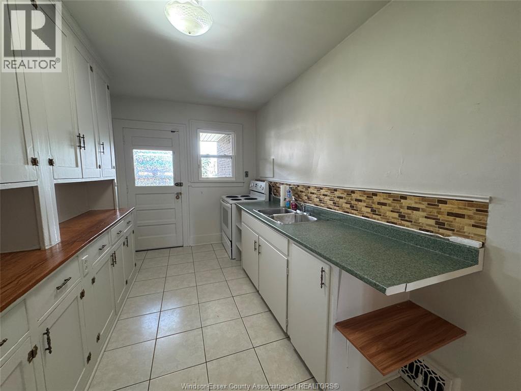 290 VISTA PLACE, Windsor, Ontario, N9B1H9 — Photo 10