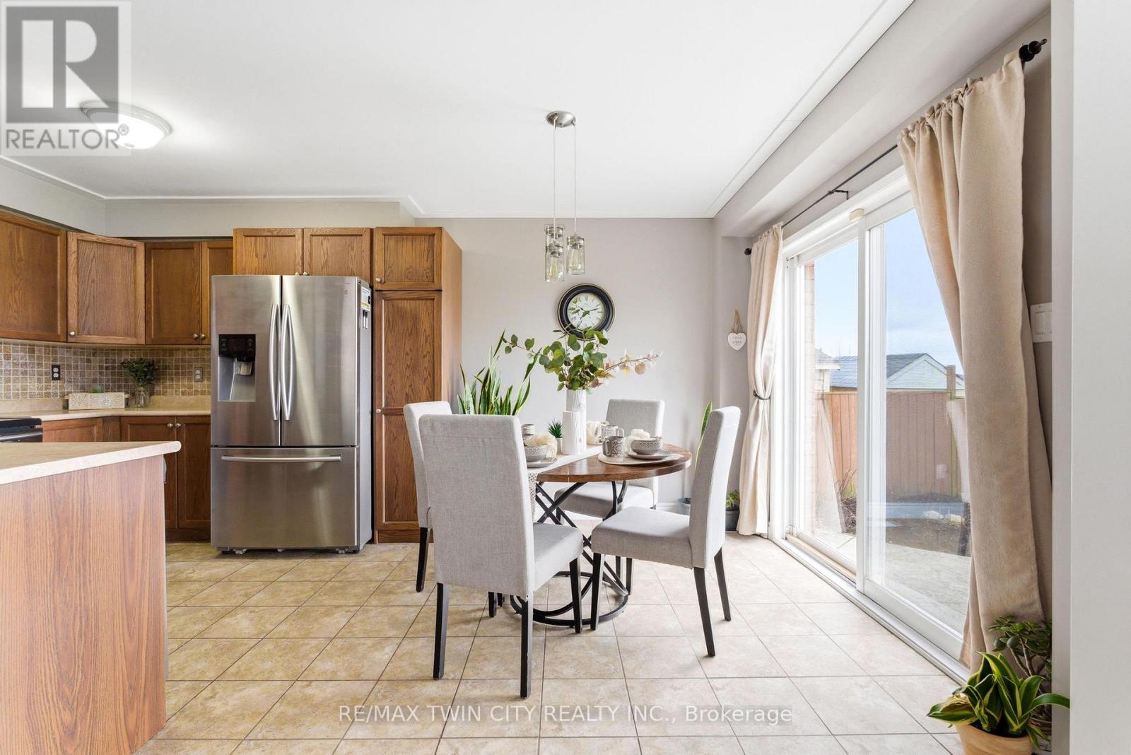 65 BLOOMINGTON DRIVE, Cambridge, Ontario, N1P1J5 — Photo 12