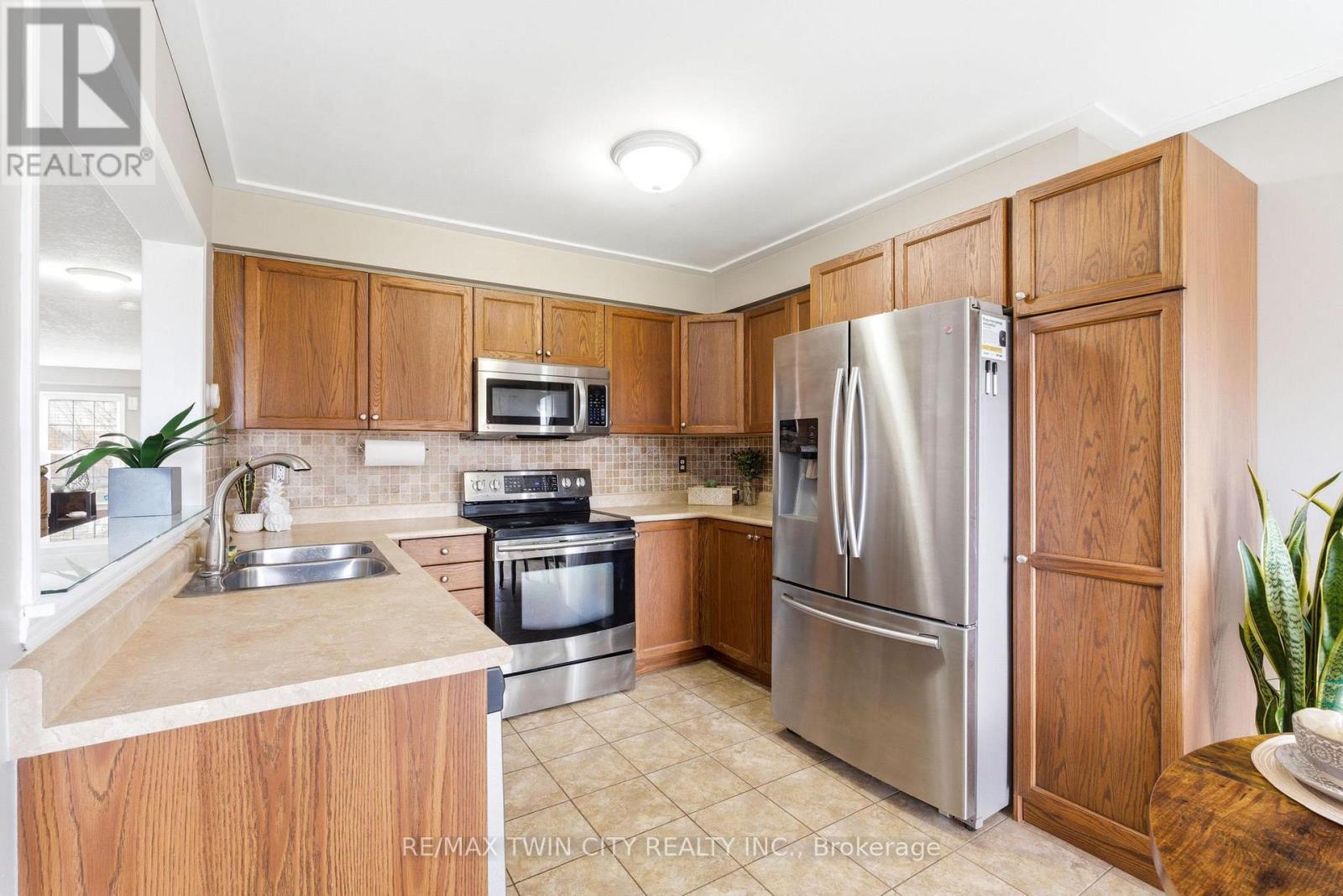 65 BLOOMINGTON DRIVE, Cambridge, Ontario, N1P1J5 — Photo 14