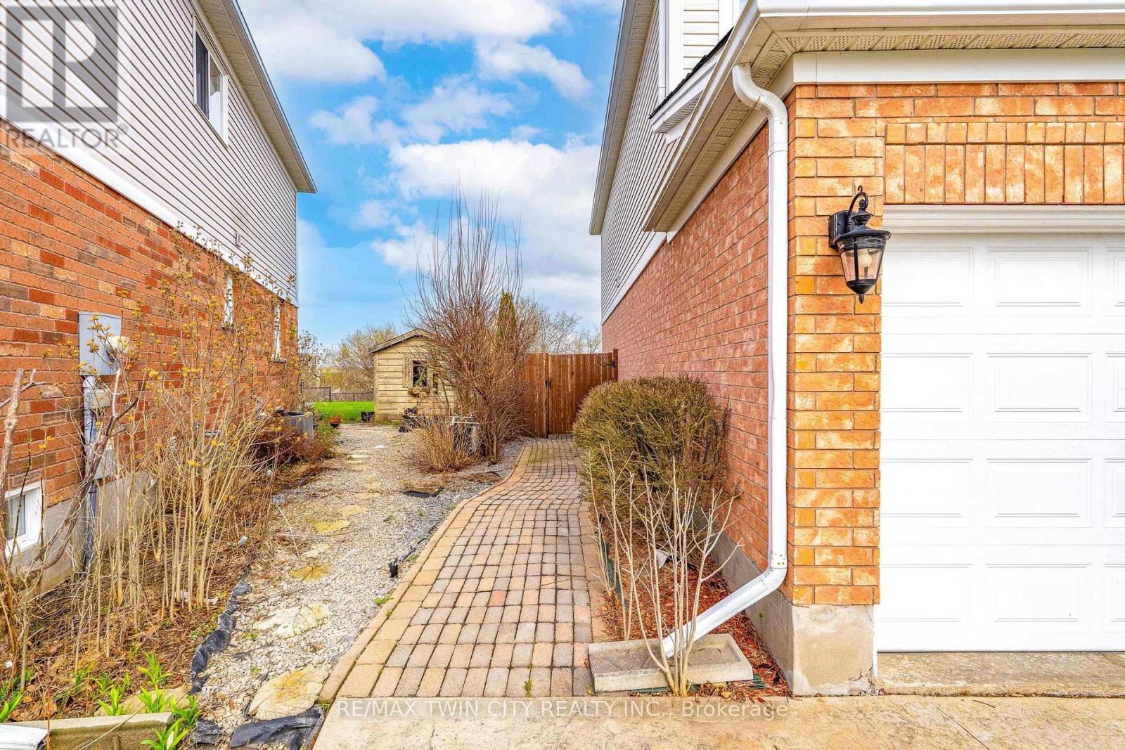 65 BLOOMINGTON DRIVE, Cambridge, Ontario, N1P1J5 — Photo 45