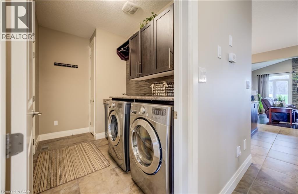 92 KROPF Drive, Baden, Ontario, N3A4S3 — Photo 7