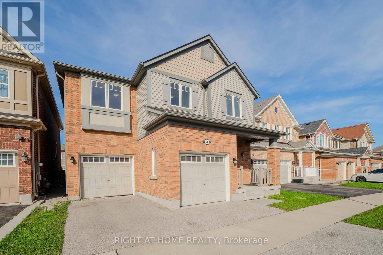 3 LEADENHALL ROAD, Brampton (Northwest Brampton), Ontario, L7A0B2 — Photo 2