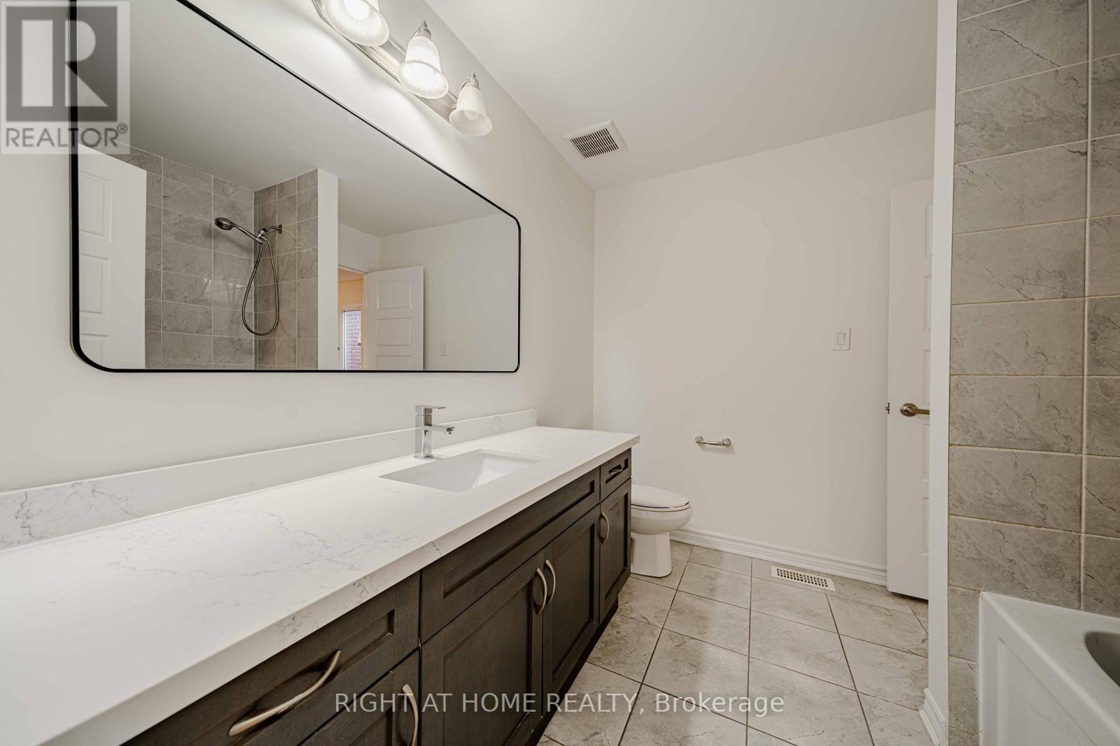 3 LEADENHALL ROAD, Brampton (Northwest Brampton), Ontario, L7A0B2 — Photo 33