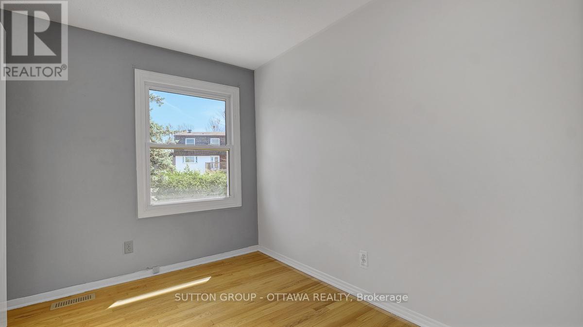 38 BEAVER RIDGE, Ottawa, Ontario, K2E6C7 — Photo 29