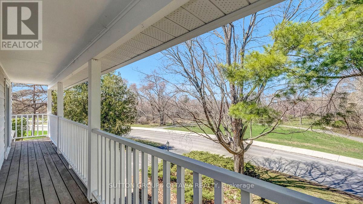 38 BEAVER RIDGE, Ottawa, Ontario, K2E6C7 — Photo 35