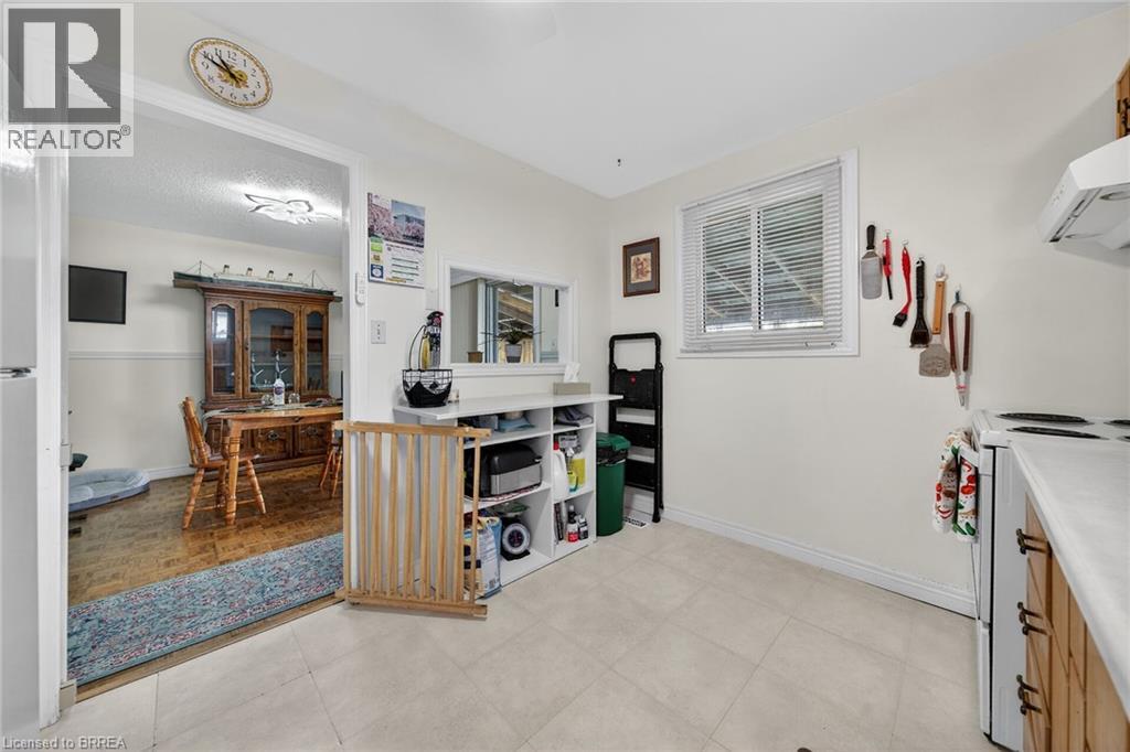 34 ENFIELD Crescent, Brantford, Ontario, N3P1B2 — Photo 12