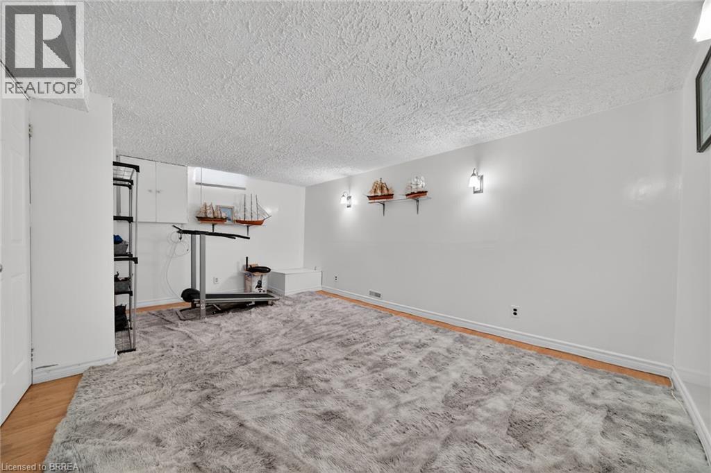 34 ENFIELD Crescent, Brantford, Ontario, N3P1B2 — Photo 25