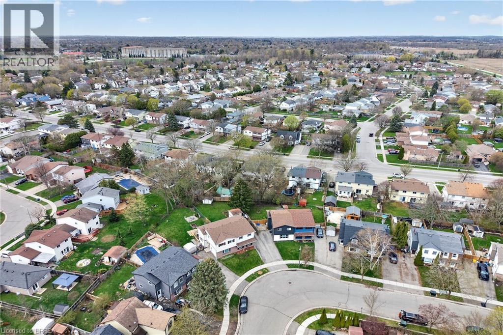 34 ENFIELD Crescent, Brantford, Ontario, N3P1B2 — Photo 38