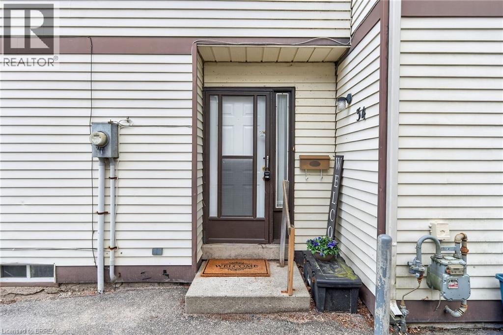 34 ENFIELD Crescent, Brantford, Ontario, N3P1B2 — Photo 4