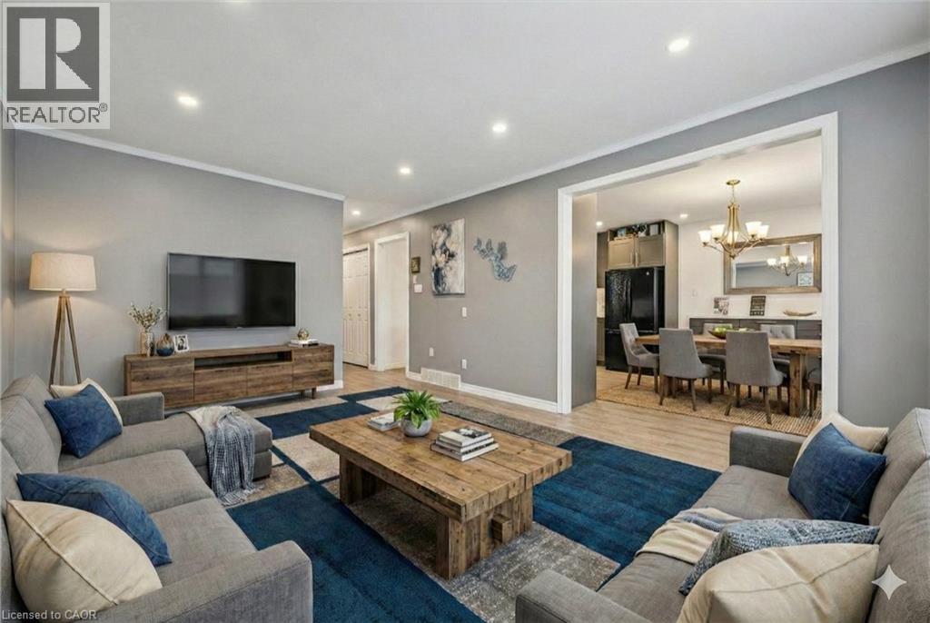 263 THE COUNTRY Way, Kitchener, Ontario, N2E2V6 — Photo 18