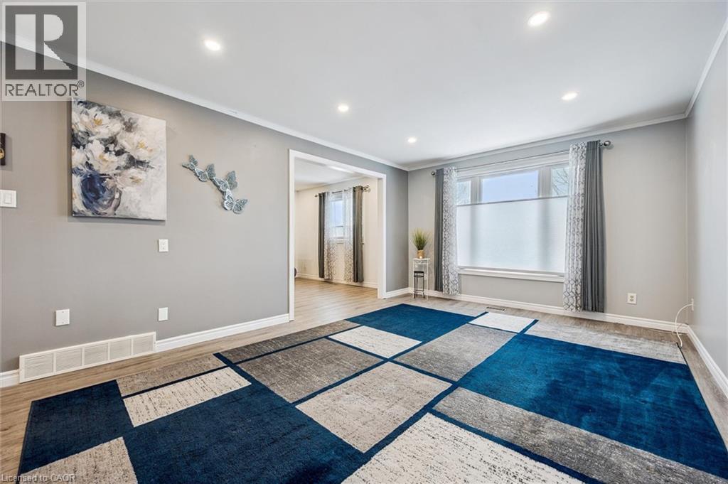 263 THE COUNTRY Way, Kitchener, Ontario, N2E2V6 — Photo 19