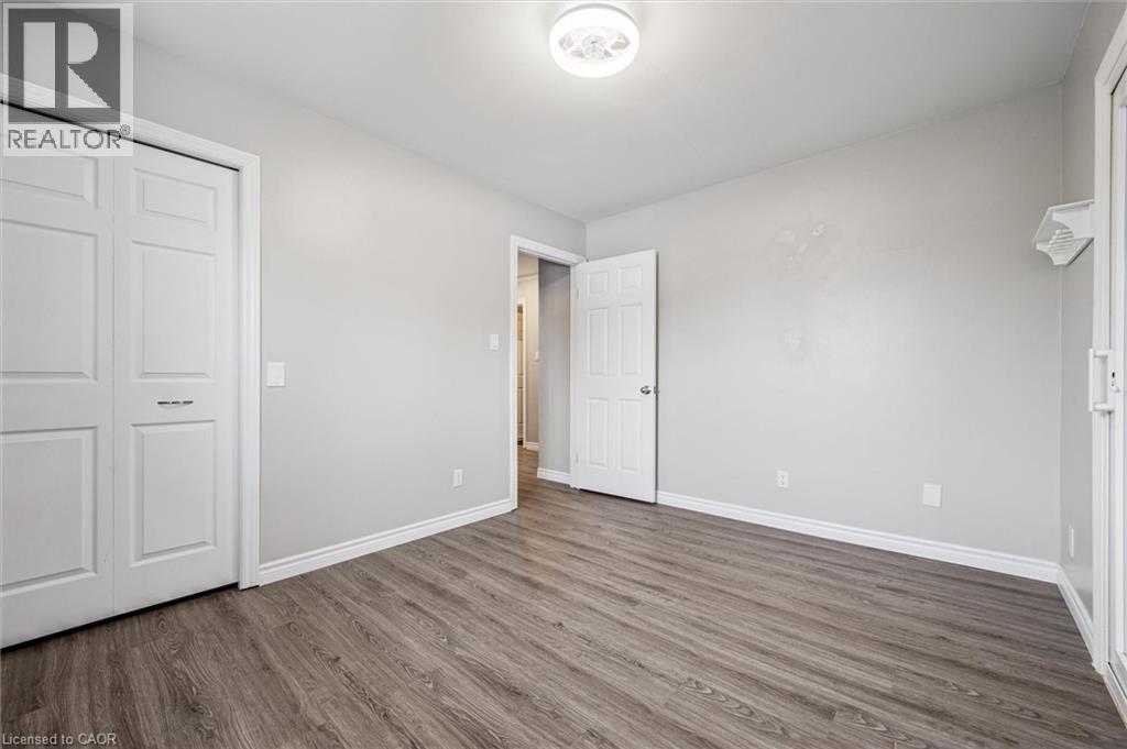 263 THE COUNTRY Way, Kitchener, Ontario, N2E2V6 — Photo 29