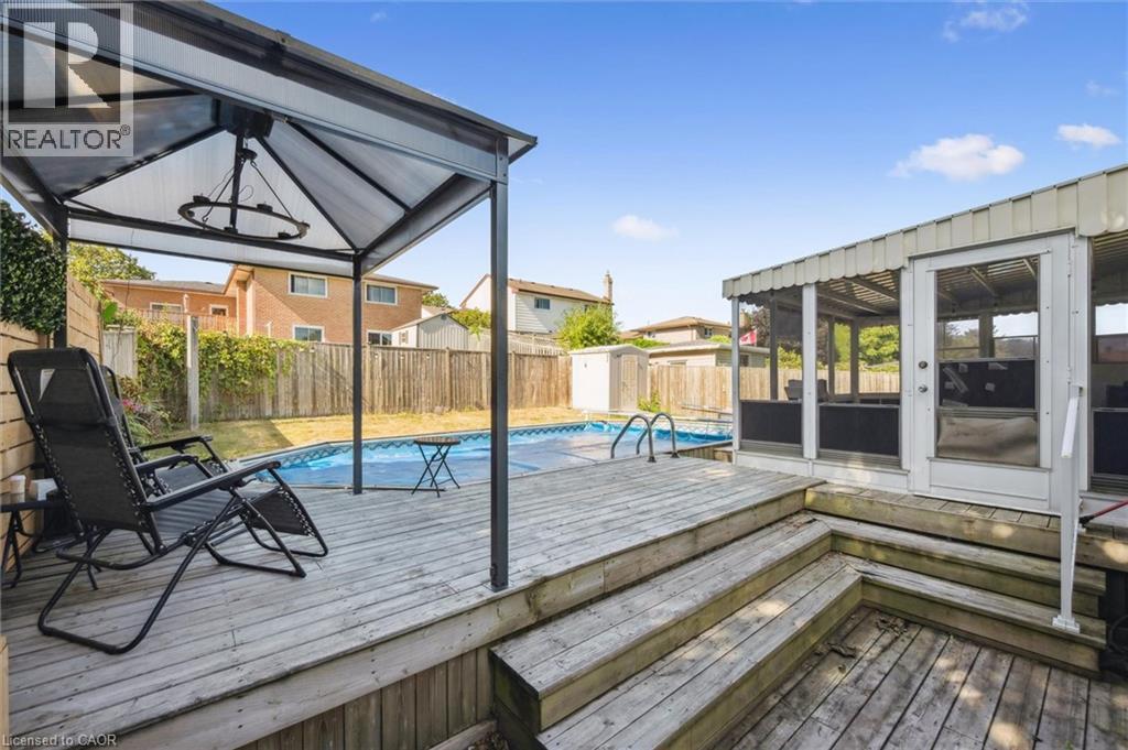 263 THE COUNTRY Way, Kitchener, Ontario, N2E2V6 — Photo 40